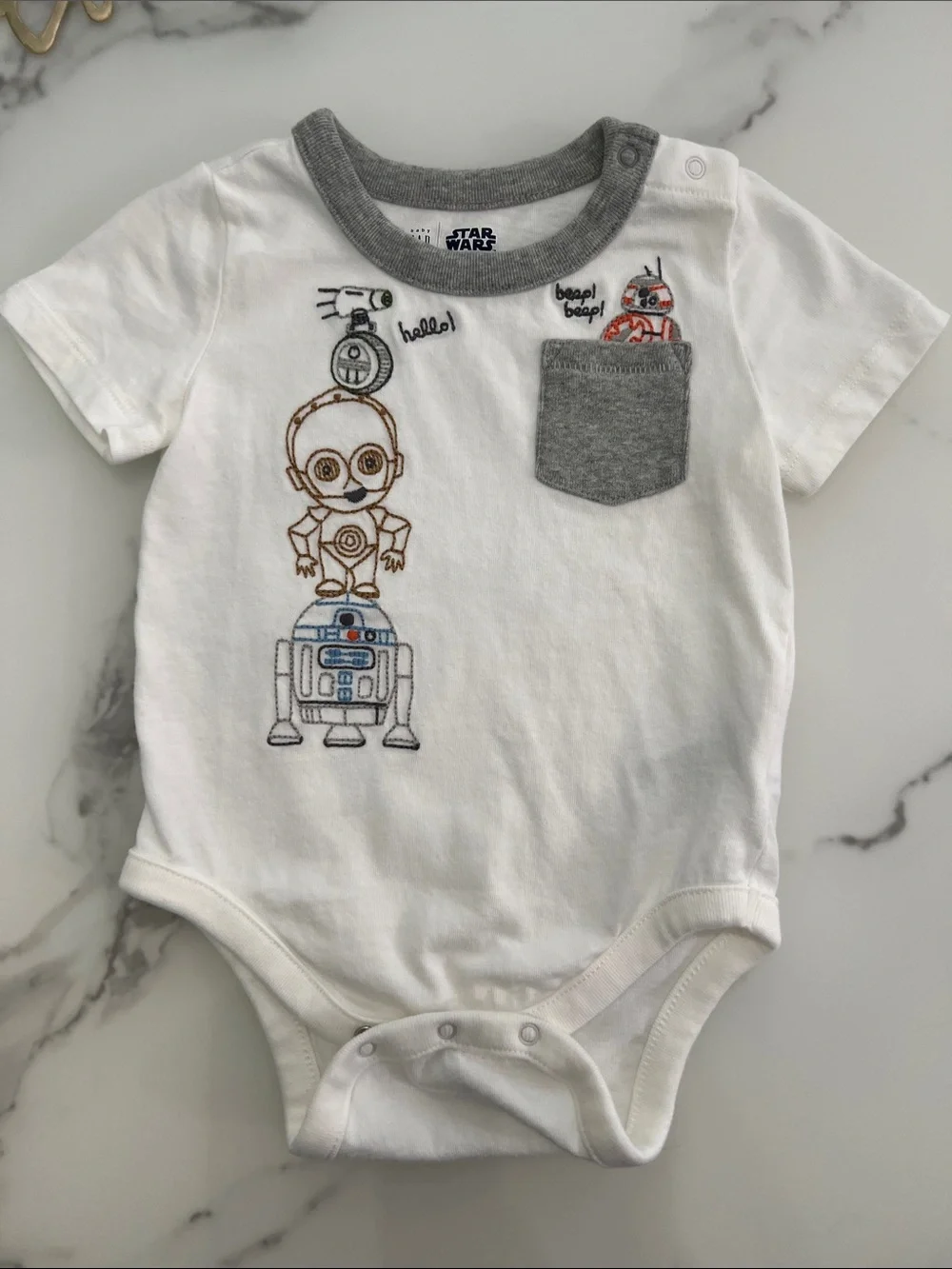 GAP BABY White & Gray Star Wars Droid Embroidered Baby Bodysuit 12-18 months